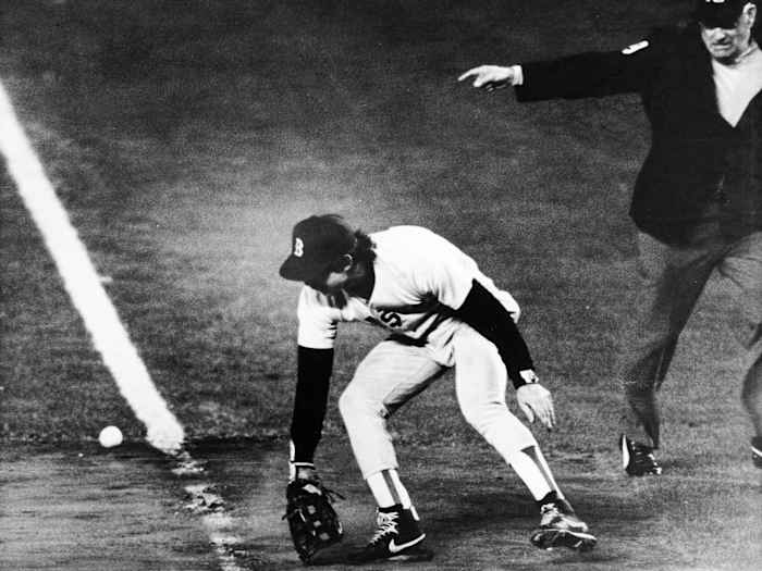 bill-buckner-error.jpg